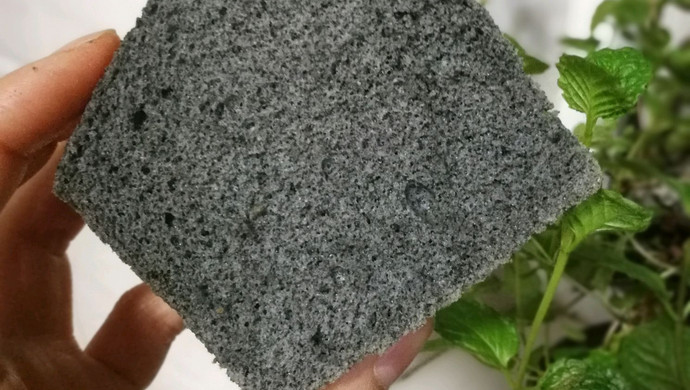 黑芝麻酱蒸蛋糕