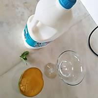 酸奶芒果捞的做法图解1