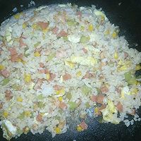 蛋炒饭的做法图解2