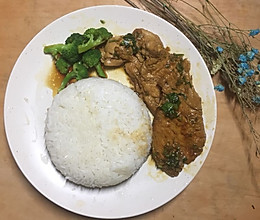 香煎鸡扒饭的做法