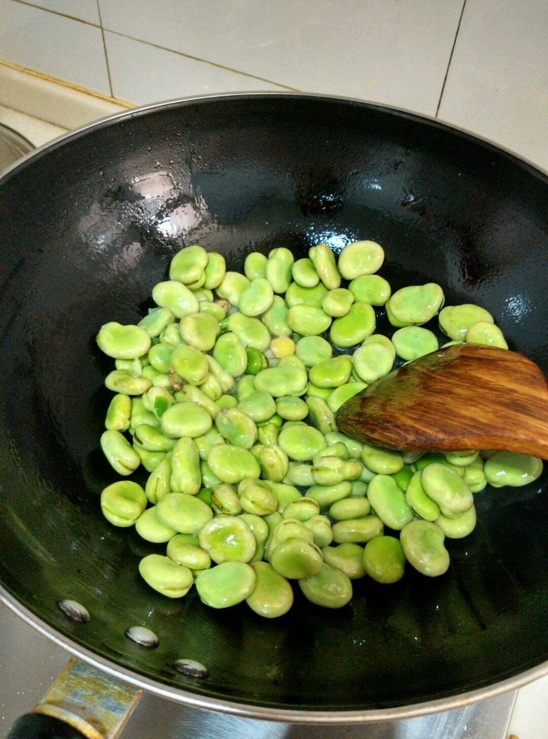葱香肉末蚕豆怎么做_葱香肉末蚕豆的做法_豆果美食