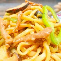 香菇焖面的做法图解13