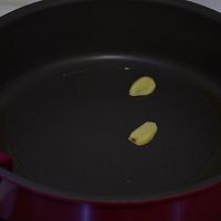 蒜苔炒鸡蛋 简单又好吃的做法图解2