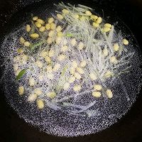 蛋饺萝卜黄豆汤的做法图解11
