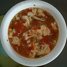 银鱼番茄鸡蛋汤