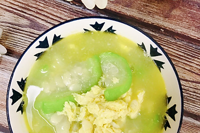 丝瓜煎蛋汤