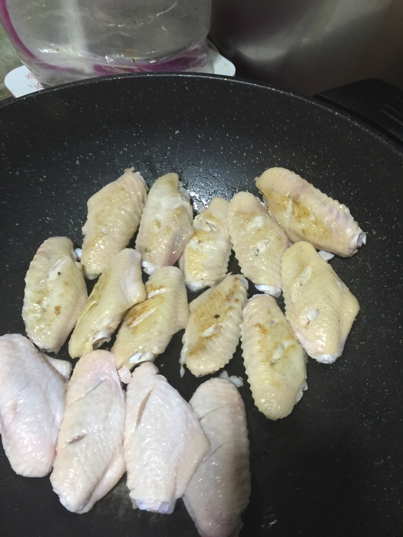 可乐话梅鸡翅的做法图解6