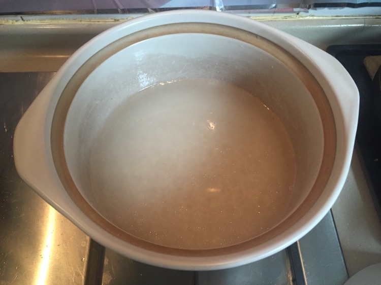 胡萝卜火腿肠煲仔饭的做法图解3