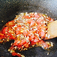 香菇番茄芝士泡面的做法图解5