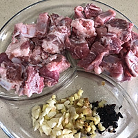 豆豉蒸排骨的做法图解1