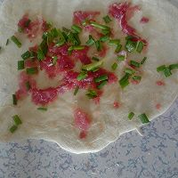 葱油饼的做法图解2