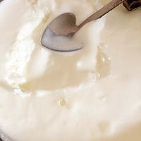 超简单酸奶冰激凌（无需多次搅拌）的做法图解2