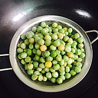 #父亲节，给老爸做道菜#豌豆炒鸡蛋的做法图解7
