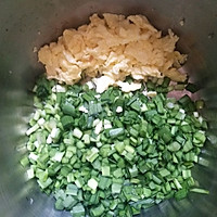 韭菜鸡蛋饼的做法图解8