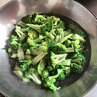 成都红油拌菜花的做法图解3