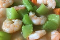 微波炉菜谱－胡萝卜莴笋烩虾仁的做法