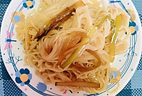好吃到光盘的懒人版葱油面的做法