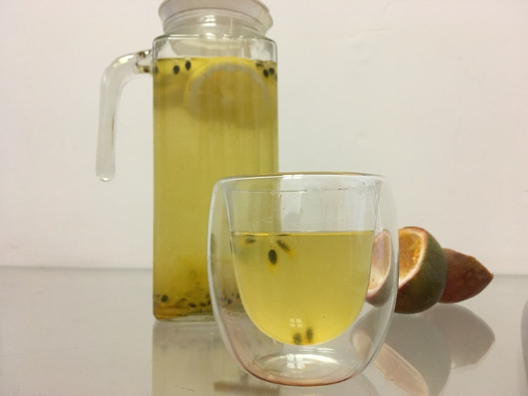 百香果柠檬饮的做法