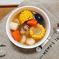 玉米红萝卜淮山马蹄排骨汤的做法图解8