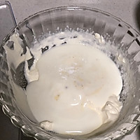只需三步厨房小白也可轻松制作脆皮雪糕的做法图解3