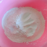 烩面坯（pī ）子的做法图解1