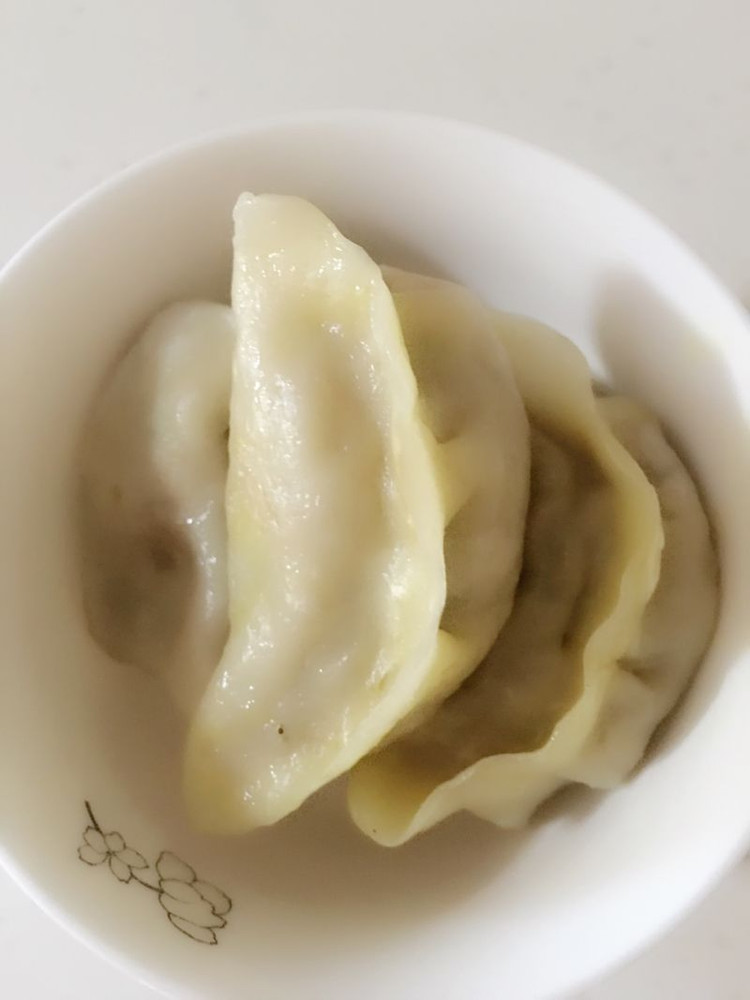 角瓜鸡蛋烫面饺的做法