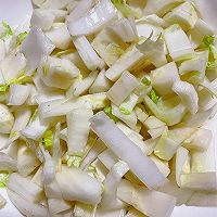 腌白菜疙瘩，解腻小凉菜！的做法图解1