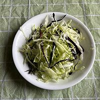 #丘比小能手料理课堂#卷心菜凉面的做法图解2