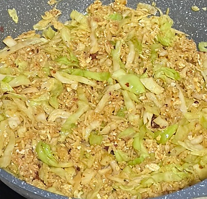 蛋炒咖喱饭