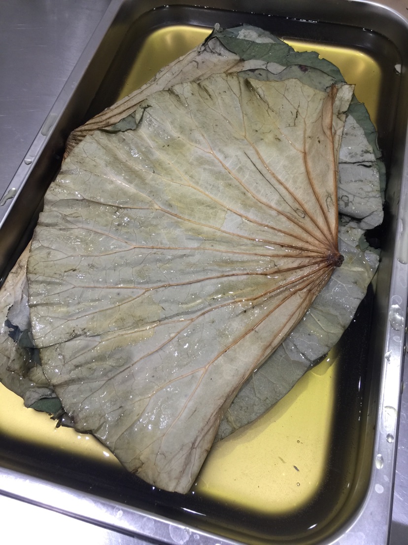 荷叶糯米蟹的做法图解2