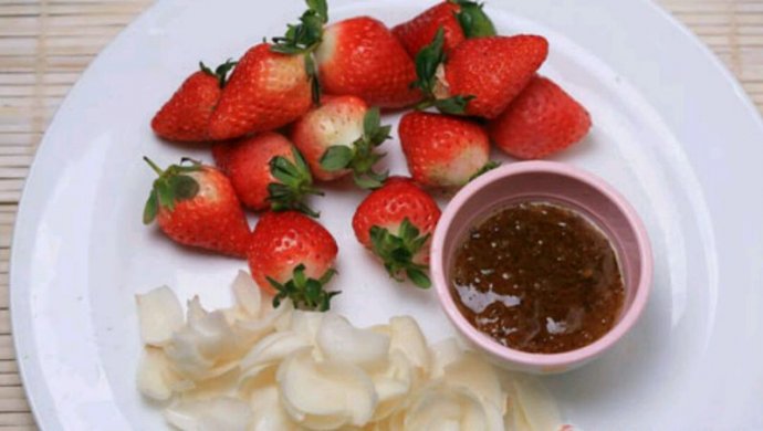 桂花百合草莓-5分钟甜品