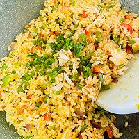 #天猫美味妙妙屋#蟹黄蟹肉黄金炒饭的做法图解7