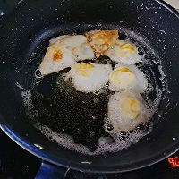 #太太乐鲜鸡汁玩转健康快手菜#超下饭的鹌鹑蛋炒丝瓜的做法图解7