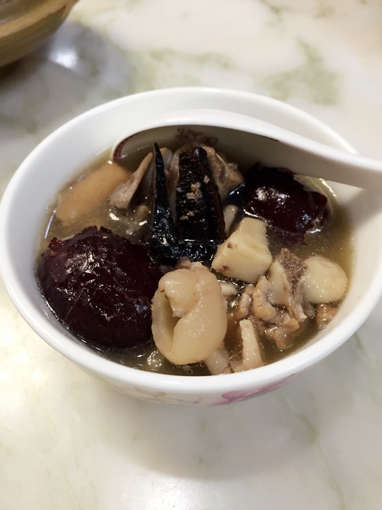 灵芝茯苓猪骨汤的做法图解5