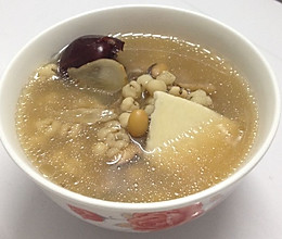 夏、秋季淮山薏米扁豆玉竹豬骨湯（3-4人）的做法