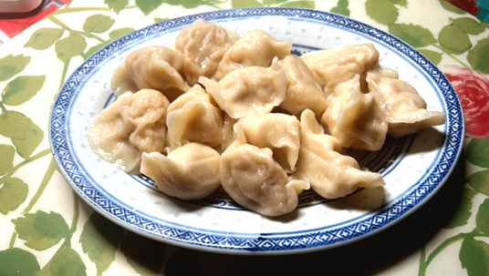 酸菜饺子的做法