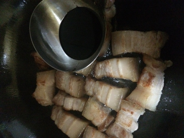 秘制上海本帮红烧肉#维达与你传承年味#的做法图解5