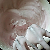 鲜果草莓溶豆的做法图解3