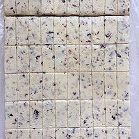 蔓越莓牛轧糖的做法图解5