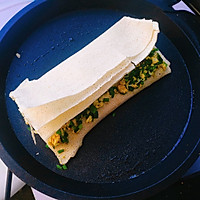 山东煎饼韭菜盒子的做法图解3