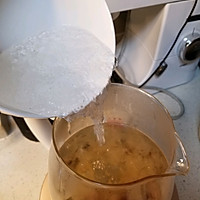胶原组合-桃胶雪燕皂角米炖银耳的做法图解5