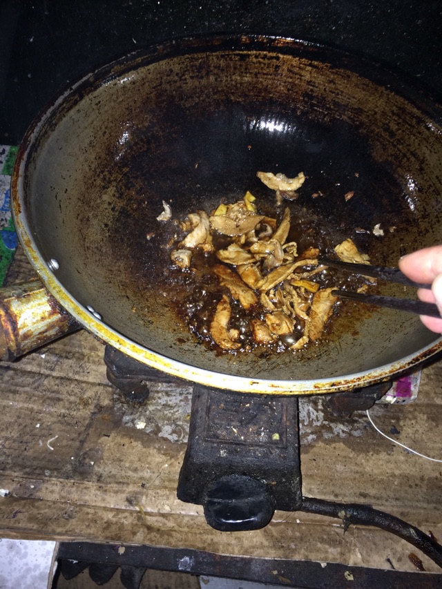 家常藕条炒肉的做法图解5