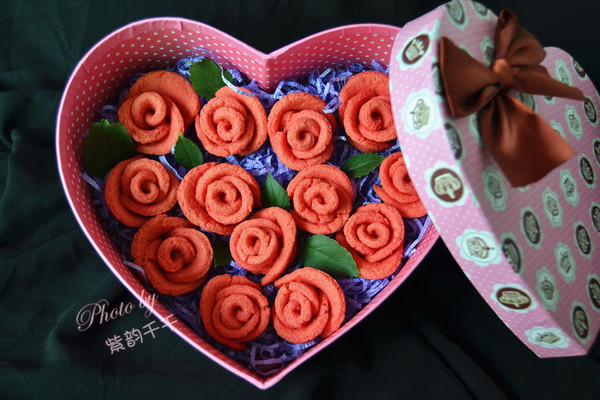 浪漫温馨的七夕情人节——玫瑰饼干