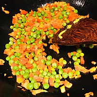 特别香的辣白菜野菜（蒌叶）炒饭的做法图解5