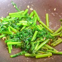 春天点亮你餐桌的一道菜，京酱肉丝茼蒿的做法图解12