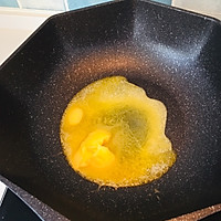 香香糯糯的咸蛋黄酱（简单的美味）的做法图解3