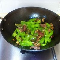 咸肉烧莴笋的做法图解4