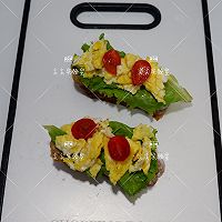 开放式三明治—炒蛋蔬菜版的做法图解6