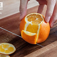 甜菜根、香橙、苹果汁的做法图解3