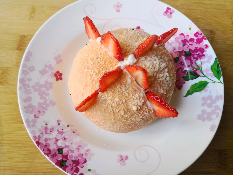 粉红魔力草莓堡面包（烫种法）的做法